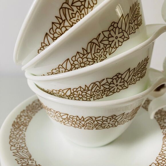 Set 8 Pieces VINTAGE Corelle by Corving Cups & Saucers Woodland Brown USA - Picture 4 of 7